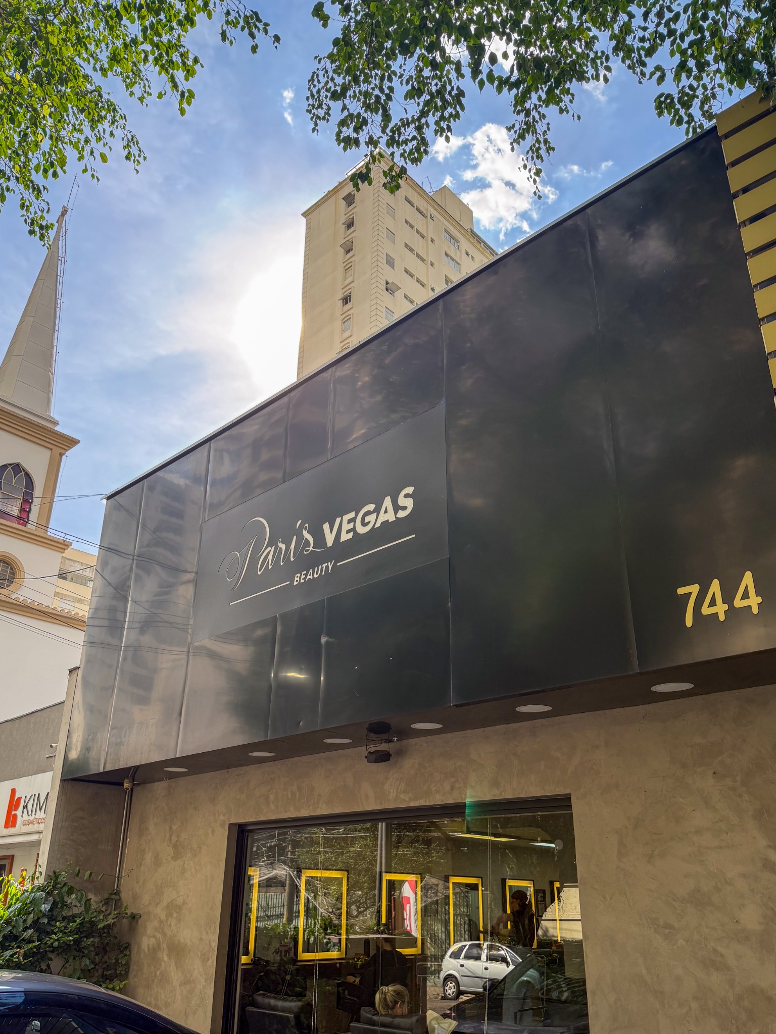 Fachada da Paris Vegas Beauty